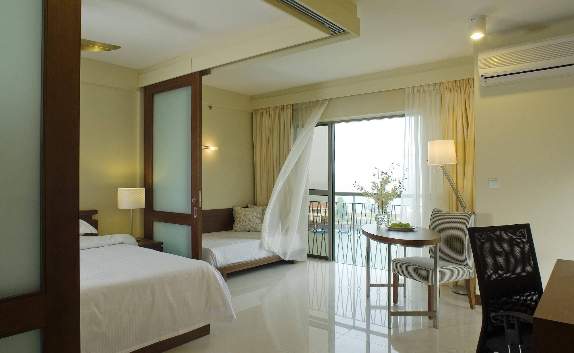 Avillion Admiral Cove Hotel Port Dickson Exterior photo