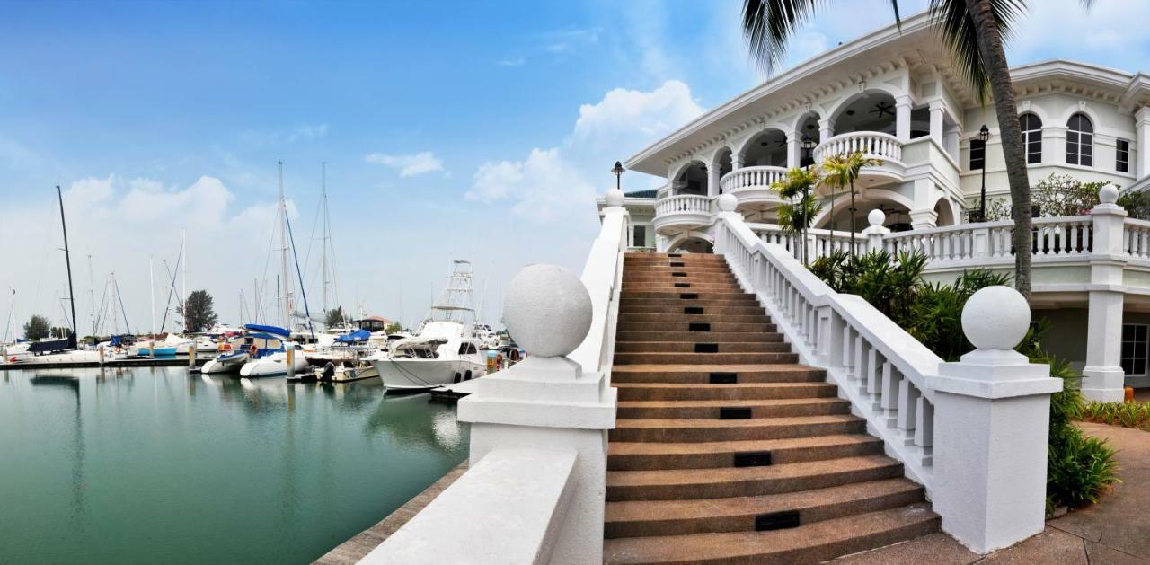 Avillion Admiral Cove Hotel Port Dickson Exterior photo